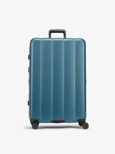 Evry Large Luggage in Pacific