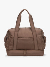 Weekender Duffel in Hazelnut