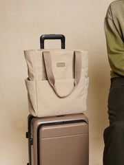 Connect Zip Laptop Tote in Greige
