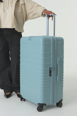 Gap x BÉIS The Large Check-In Roller in Denim Blue