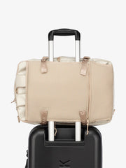 Terra 26L Laptop Duffel Backpack in White Sands